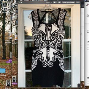 Black & white fleur de lis bodycon dress